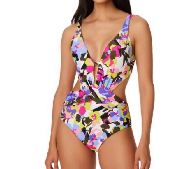 Bar III Other - 🏝️Bar Ill Paradise Garden
Monokini One-piece Swimsuit🏖️